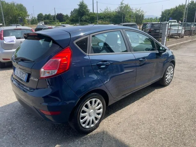 Ford Fiesta 1.2 60CV 5 porte - Foto 6