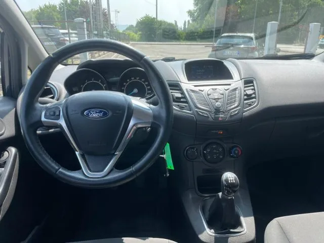 Ford Fiesta 1.2 60CV 5 porte - Foto 13