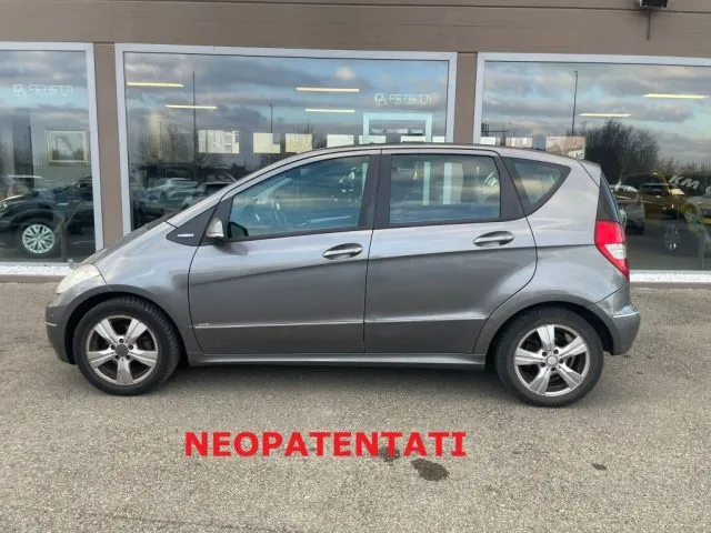 Mercedes-Benz A 160 BlueEFFICIENCY Premium - Foto 1