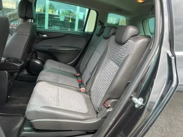 Opel Zafira Tourer 2.0 CDTi 130CV Cosmo - Foto 12