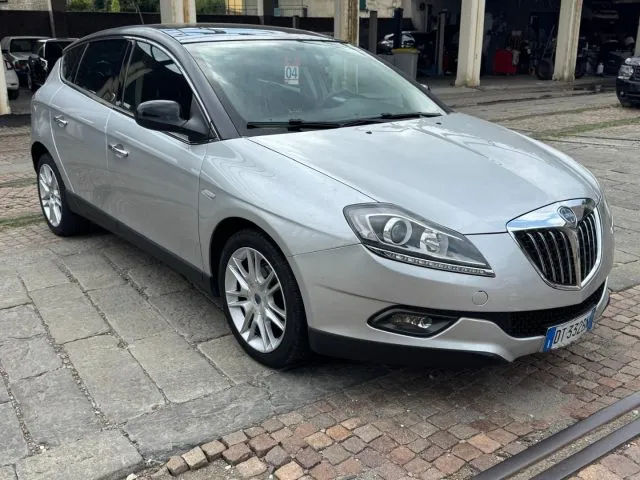 Lancia Delta Delta 1.6 MJT Platino - Foto 1