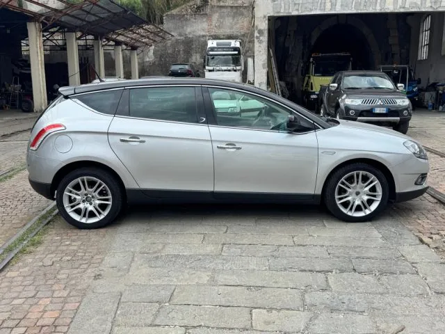 Lancia Delta Delta 1.6 MJT Platino - Foto 5