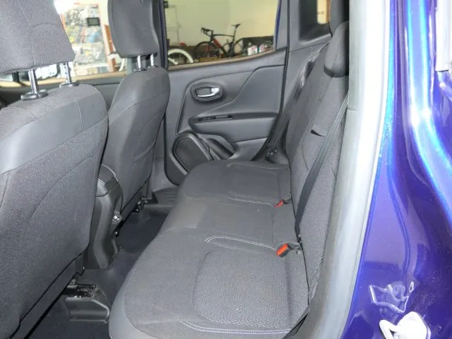 Jeep Renegade 1.3 T4 190CV PHEV 4xe AT6 Limited - Foto 6