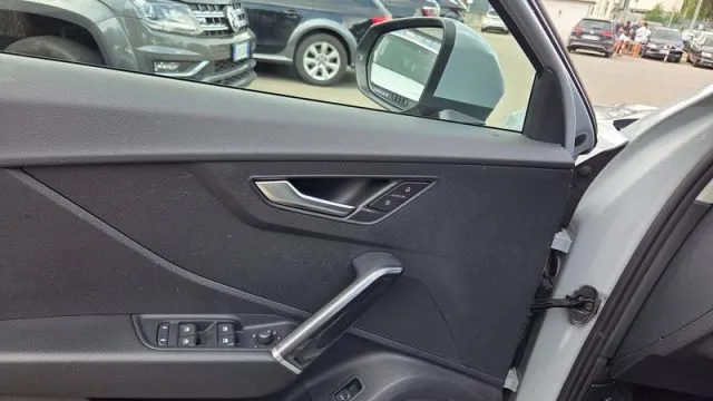 Audi Q2 Q2 35 TFSI Identity Black - Foto 12