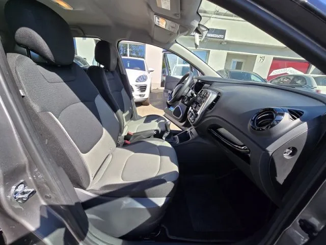 Renault Captur Captur 0.9 TCe 12V 90 CV S&S Ener.R-Link - Foto 9