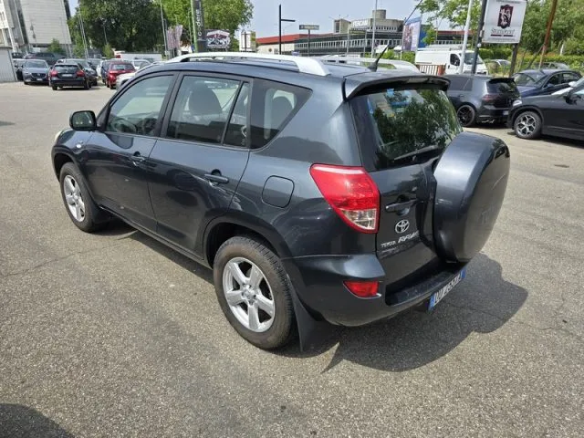 Toyota RAV 4 RAV4 2.2 D-4D 136 CV - Foto 3