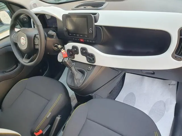 Fiat Panda 1.0 FireFly S&S Hybrid Pandina - Foto 12