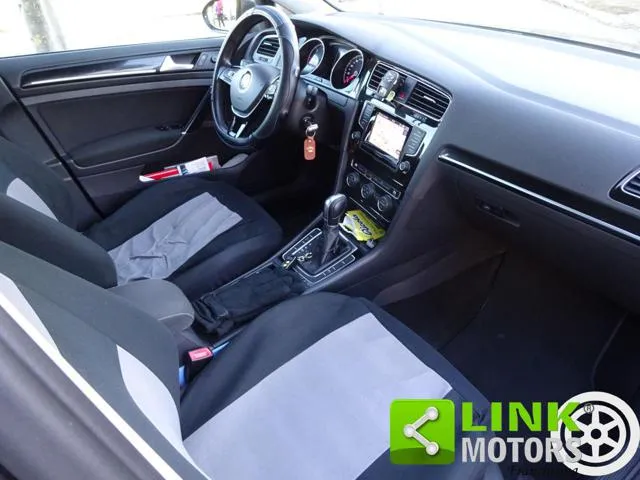 Volkswagen Golf 1.6 Tdi 110 CV DSG 5p Executive Neopatentati - Foto 12
