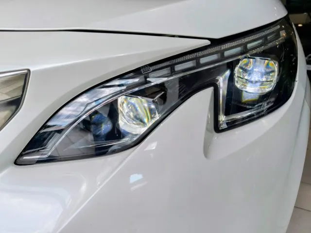 Peugeot 3008 3008 BlueHDi 130 S&S EAT8 GT Line - Foto 8