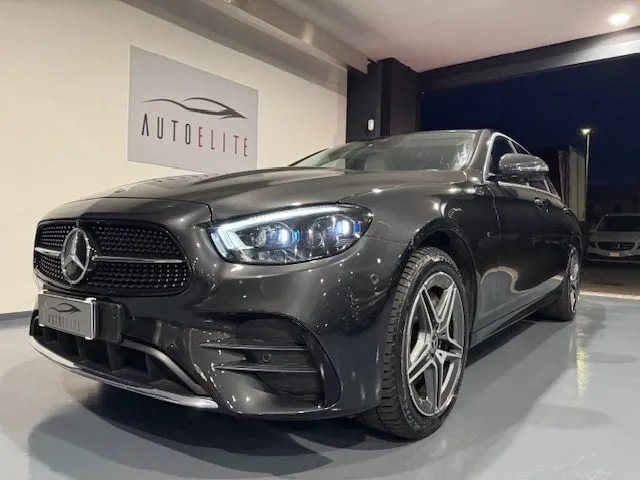 Mercedes-Benz E 300 de 4Matic Berlina Premium Plus AMG - Foto 1