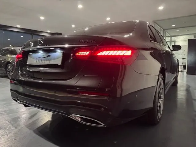 Mercedes-Benz E 300 de 4Matic Berlina Premium Plus AMG - Foto 6