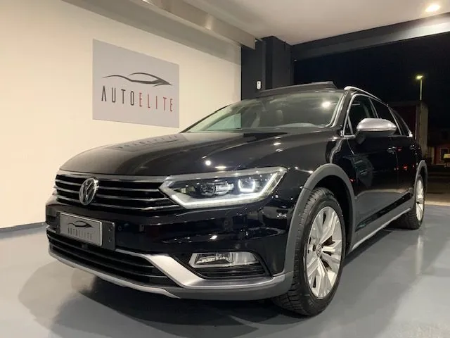 Volkswagen Passat Business Alltrack 2.0 BiTDI 240 CV 4MOT DSG Exec. - Foto 1