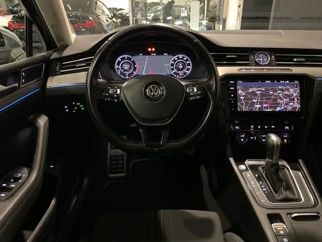 Volkswagen Passat Business Alltrack 2.0 BiTDI 240 CV 4MOT DSG Exec. - Foto 9